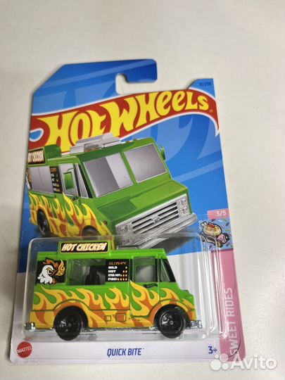 Hot wheels L case 2023
