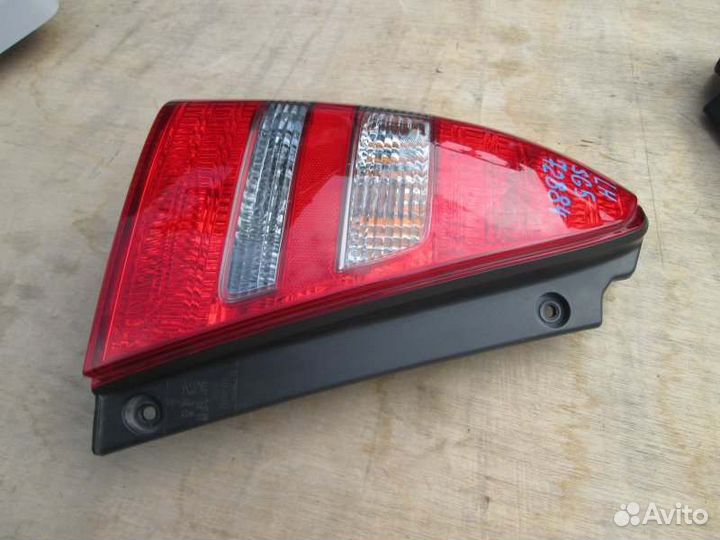 Стоп левый Subaru Forester SG5 EJ202 2003/10