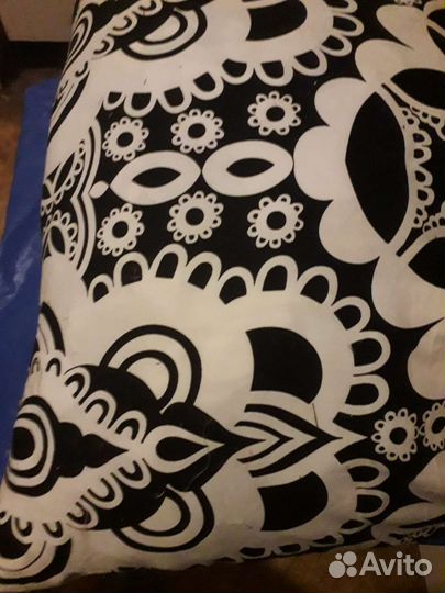 Отдам подушки-3 шт