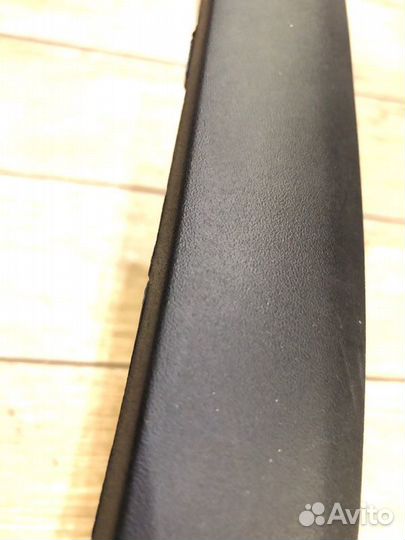 Молдинг бампера задний левый Ford Focus 2