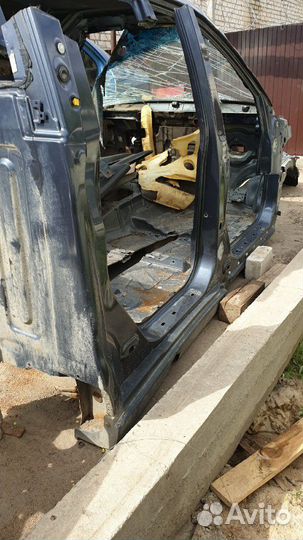 Порог правый Санг Енг Actyon Sports