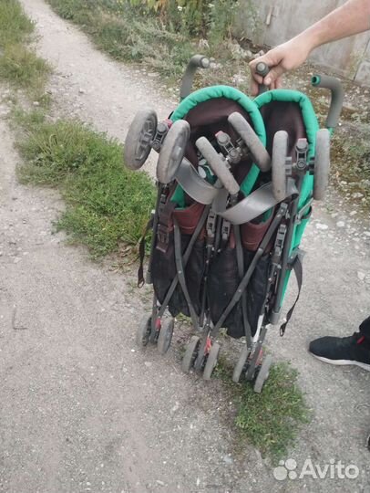 Коляска для двойни трость
