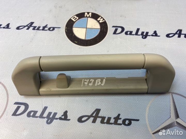 Ручка потолка Bmw 745I E65 N62B44 2002Г. Март