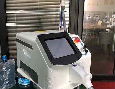 Лазерный аппарат для удаления волос