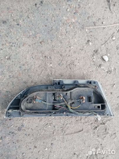 Задние стопы Nissan Skyline R33