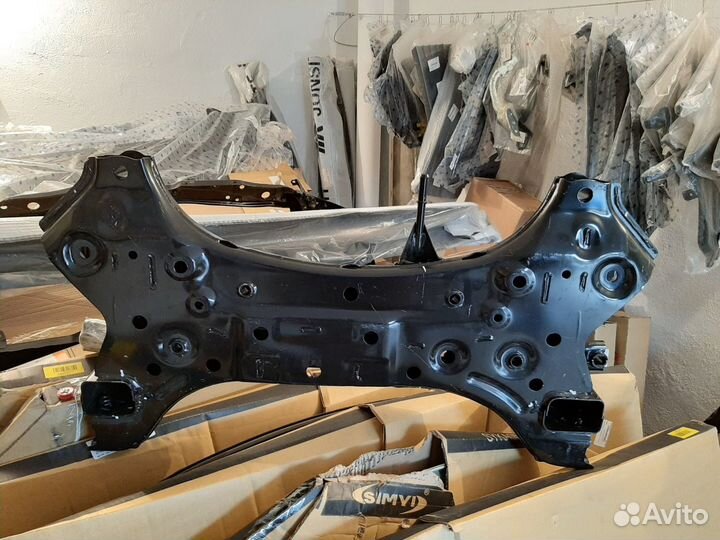 Хендай солярис подрамник 2017-в наличие