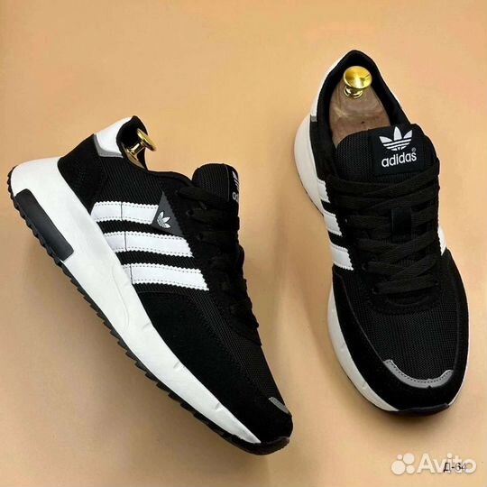 Кроссовки Adidas