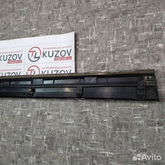 Молдинг двери Lexus Ls 460, Ls 600H перед R 12-17