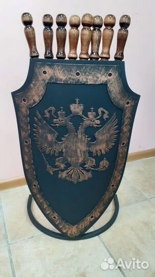 Щит- подставка под шампуры в подарок