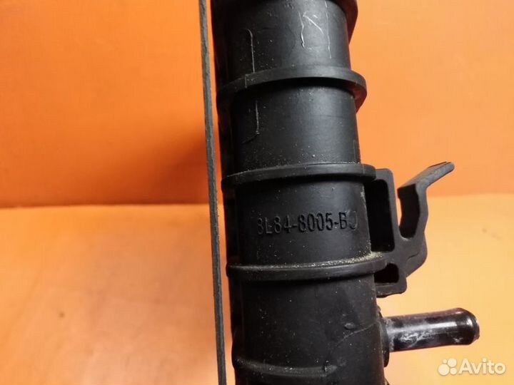 Радиатор основной Ford Escape 2008