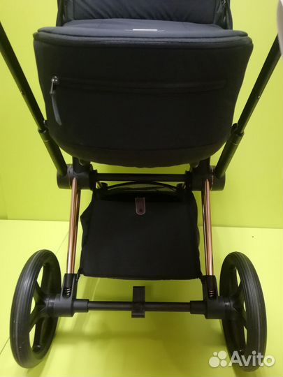 Коляска Cybex Priam IV 2в 1 Шасси Rose Gold