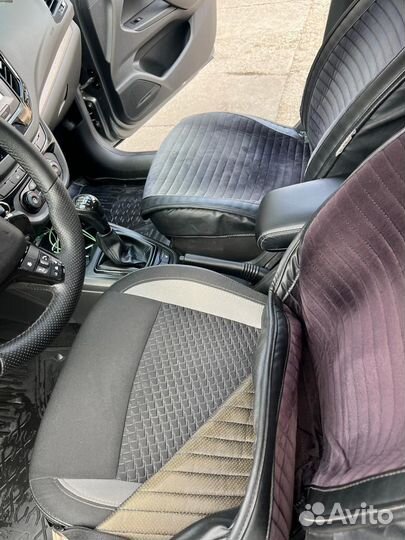 LADA Vesta 1.6 МТ, 2016, 200 000 км