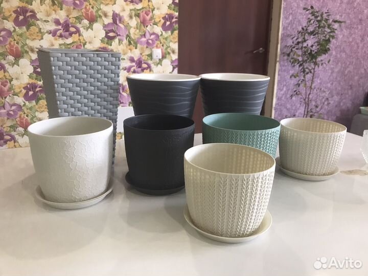 Кашпо и горшки для цветов