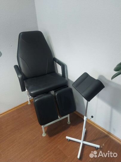 Педикюрное кресло, мебель