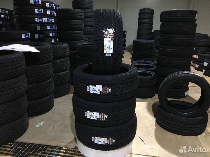Arivo Winmaster ProX ARW5 275/40 R21 и 315/35 R21