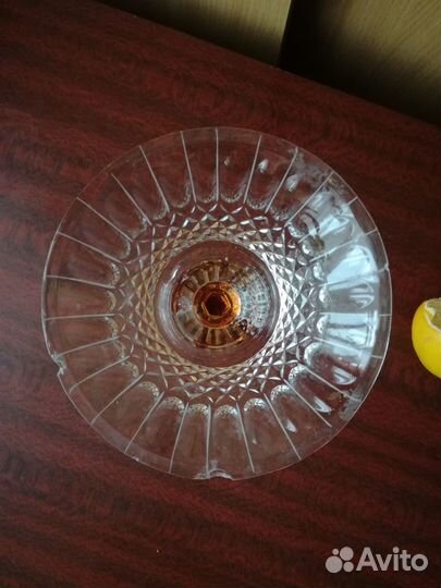 Ваза хрустальная на ножке ГДР