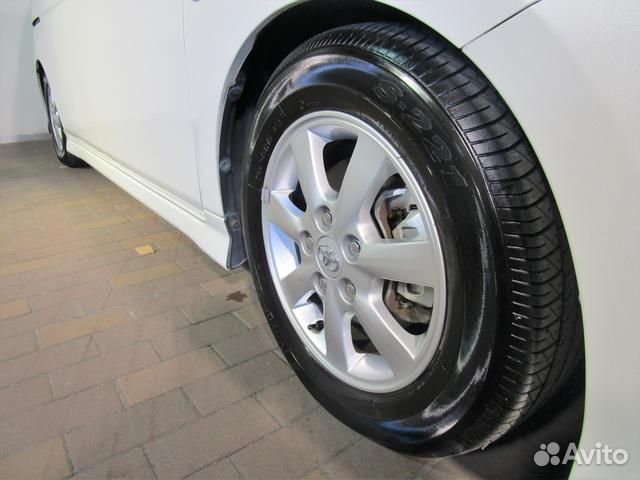 Toyota Isis 1.8 CVT, 2013, 79 000 км