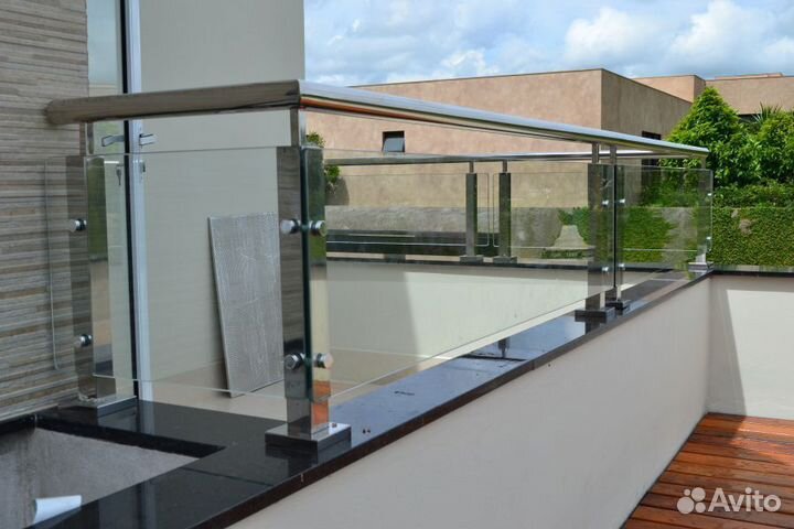 Стеклянные ограждения заборов