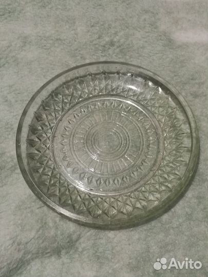 Тарелка стеклянная Клеймо завода нсз СССР за все