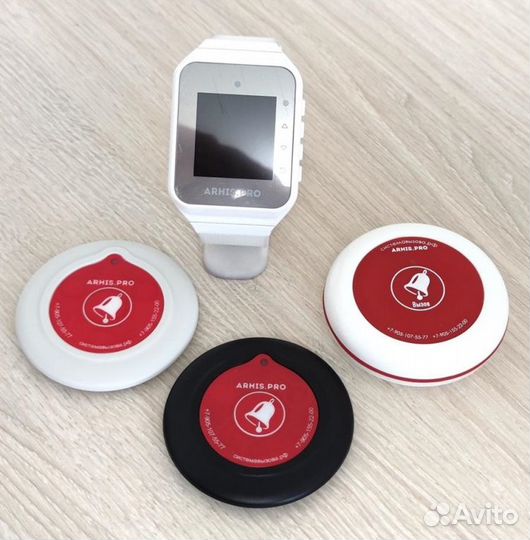 Кнопка вызова официанта в ассортименте с часами