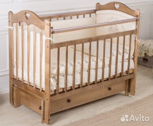 Детская кроватка с матрасом, наматрасником