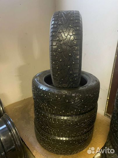 Pirelli Ice Zero 205/55 R16 94T