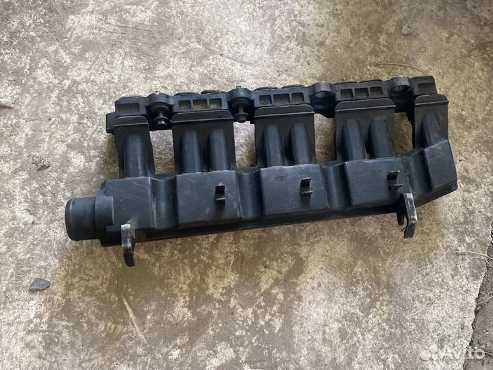 Выпускной коллектор Ford Mondeo lll 2.0tdci