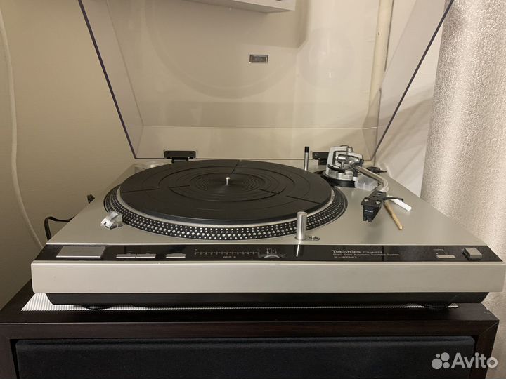 Виниловый проигрыватель technics SL-1600MK2