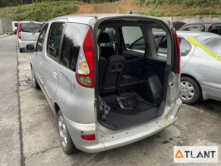 Дверь задний левый toyota funcargo