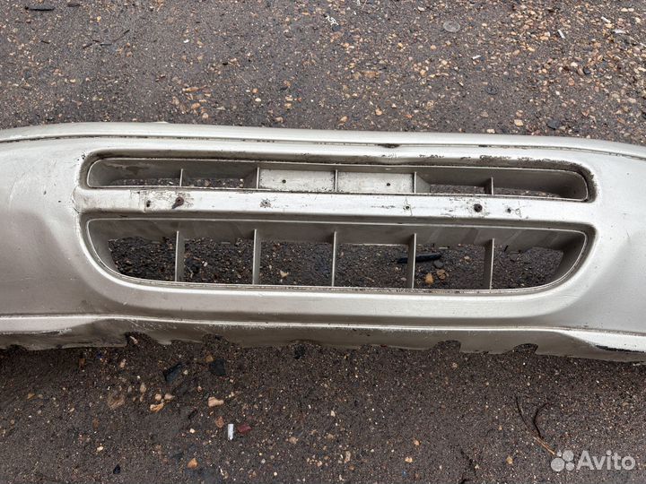 Бампер передний Nissan Maxima Cefiro A32