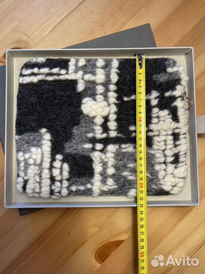 Чехол на iPad