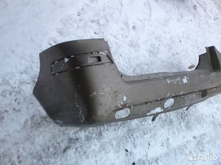 Бампер задний opel zafira zafira B 2005