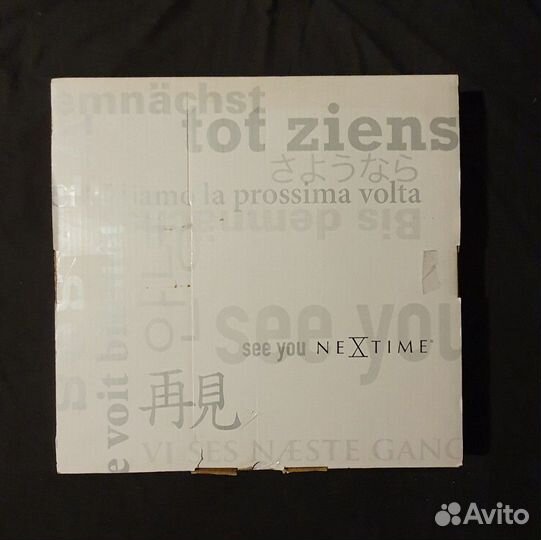 Часы настенные Elvis Presley