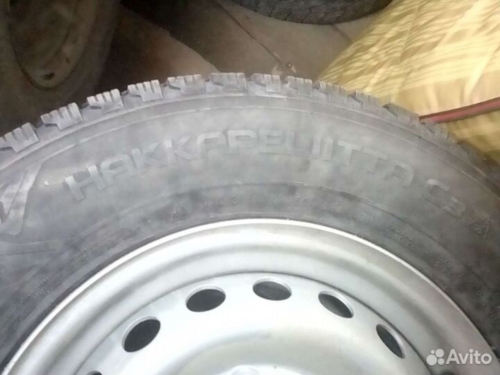 Nokian Tyres Hakkapeliitta C3 215/70 R15C 109R