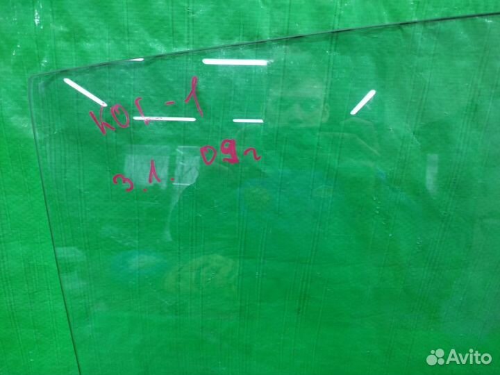 Стекло двери лев. зад. Renault Koleos
