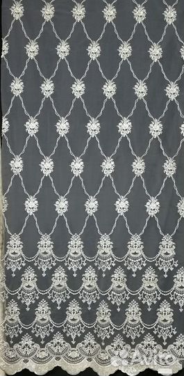 Тюль с вышивкой на сетке со стразами и бархатом