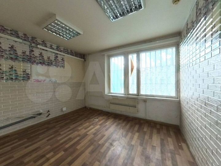 Продам торговое помещение, 157.2 м²