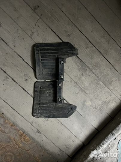 Брызговики на LADA