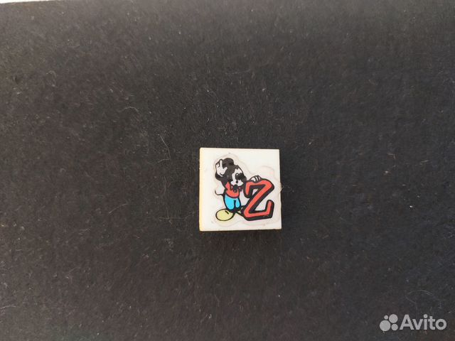 Значок Микки Маус Z