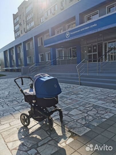 Коляска bugaboo buffalo 2 В 1 синяя на шасси black