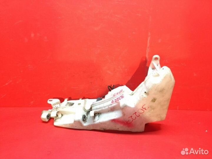 Бачок омывателя Audi A6 C6 AUK 2006