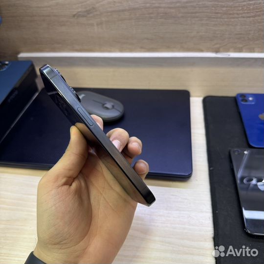 iPhone 15 Pro, 128 ГБ