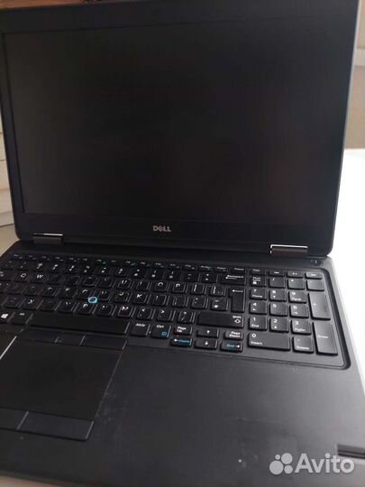 Ноутбук dell 5550 latitude Intel i5
