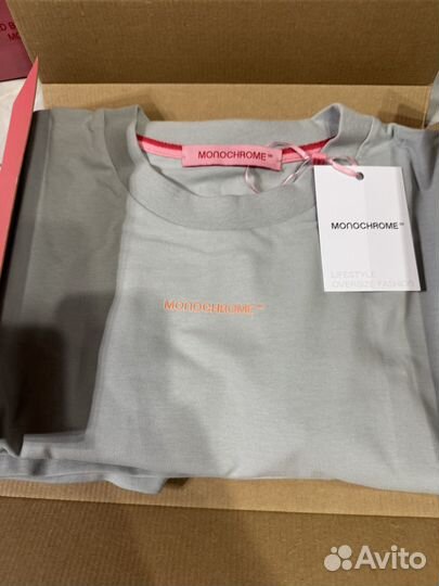 Monochrome футболка новая