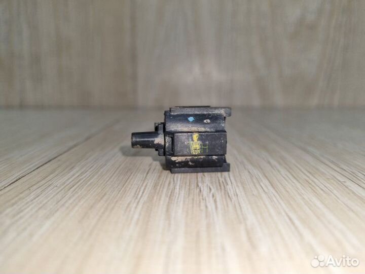 Датчик температуры воздуха (наружный) Hyundai Ix35