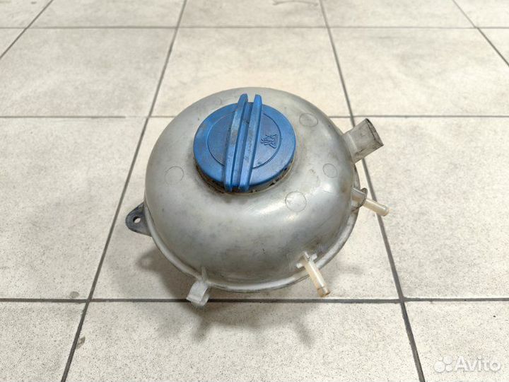 Бачок расширительный Volkswagen Transporter T5