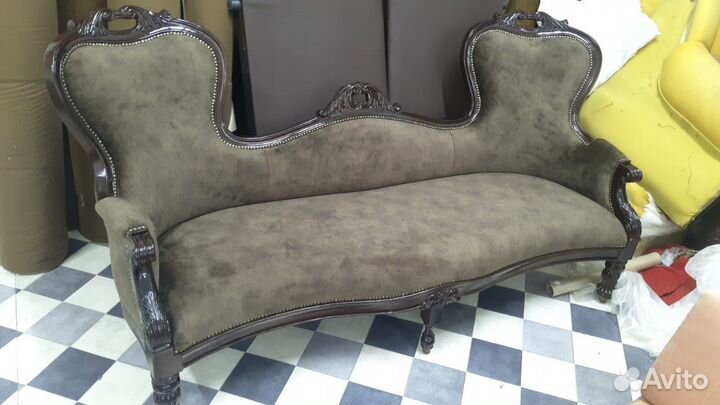 Перетяжка, ремонт и реставрация мягкой мебели