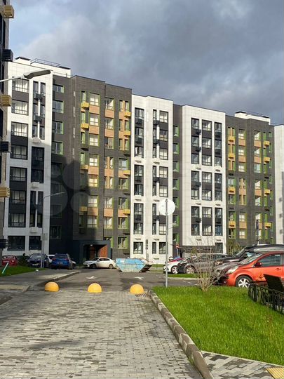 2-к. квартира, 55 м², 4/8 эт.