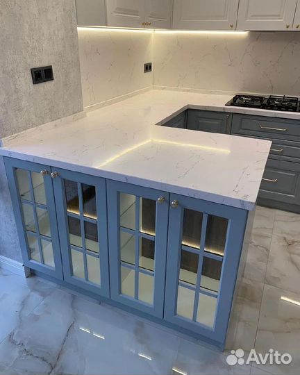 Современная стильная кухня