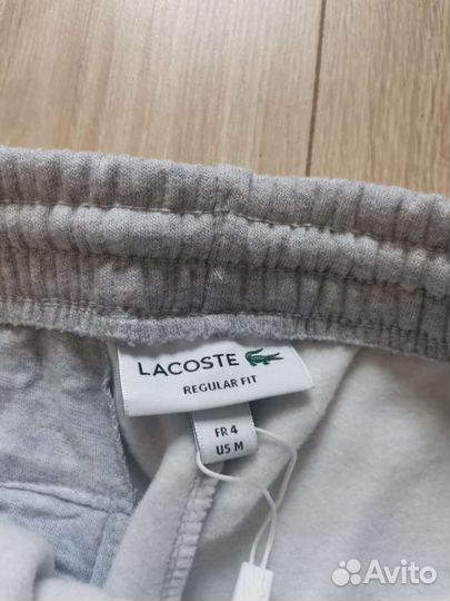 Шорты Lacoste